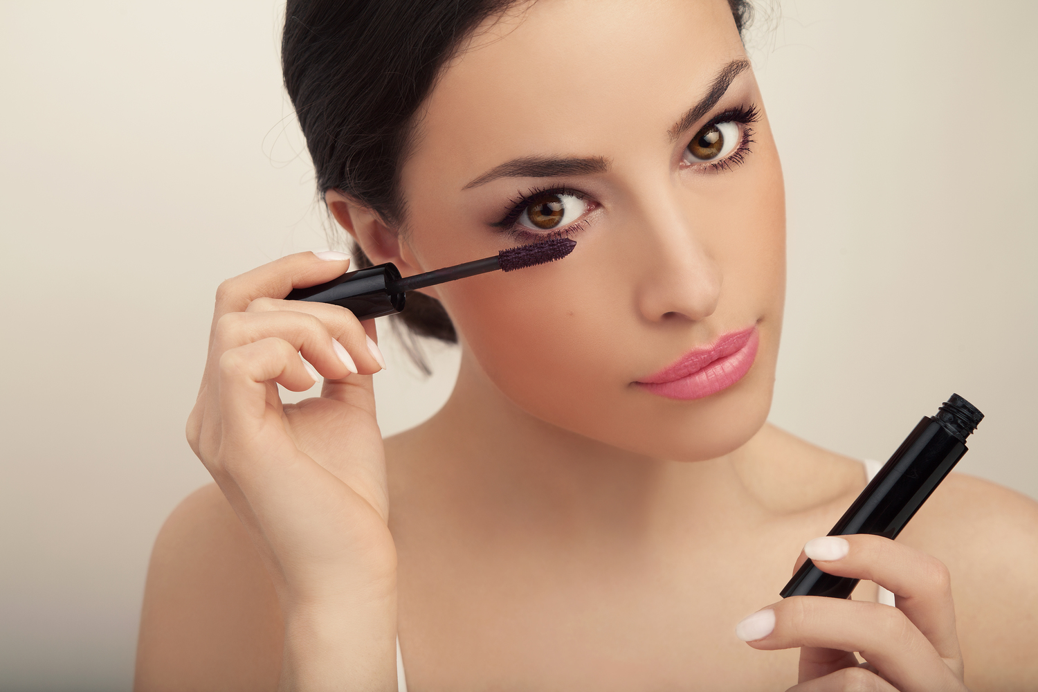 4 Essential Mascara Hacks